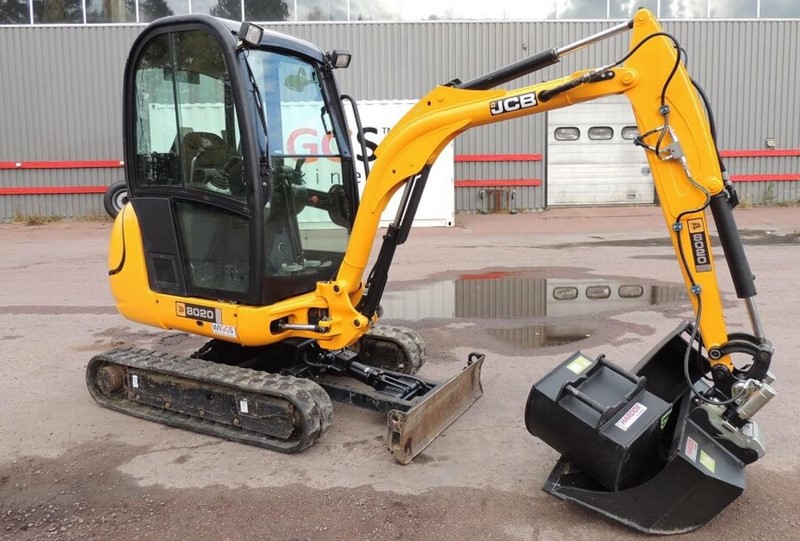 Мини-экскаватор JCB 8020